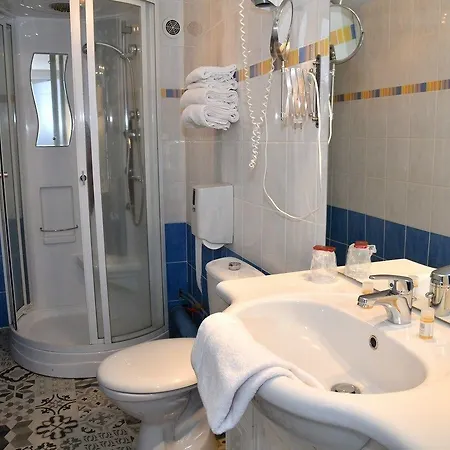 Le Renaissance Hotell Aurillac