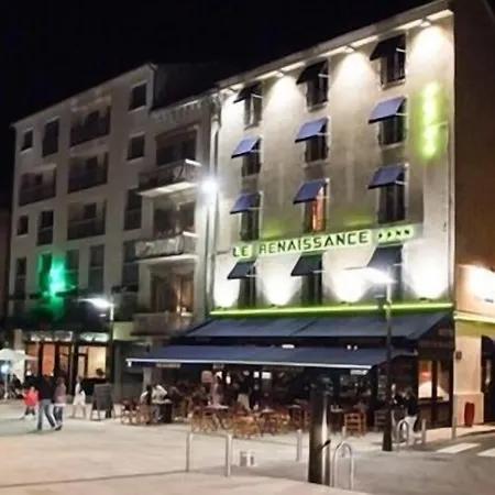 Le Renaissance 3*