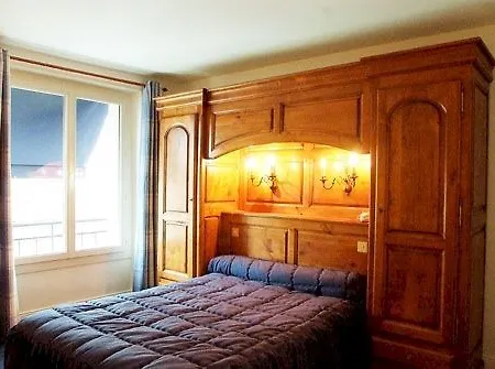 Hotell Le Renaissance 3*