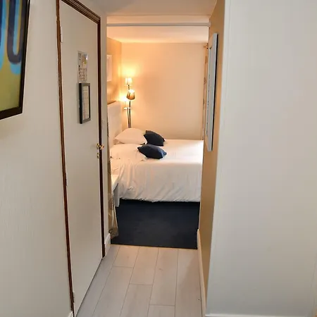 Le Renaissance Otel Aurillac