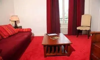 Le Renaissance 3*