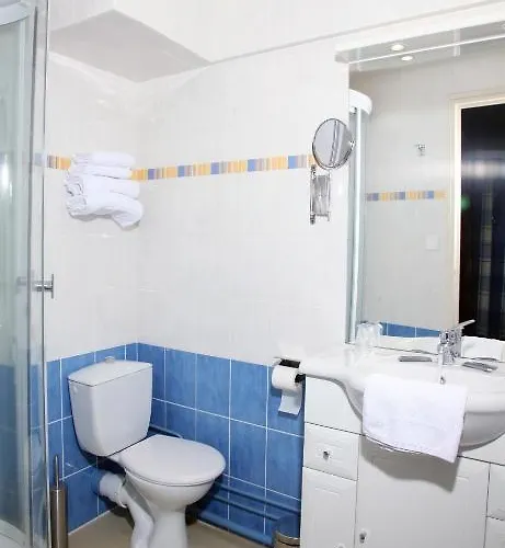 Le Renaissance Hotel