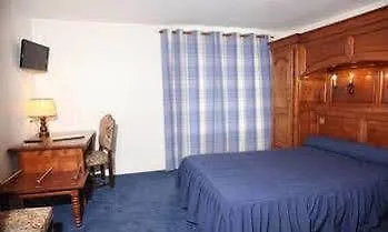 Le Renaissance 3* Aurillac